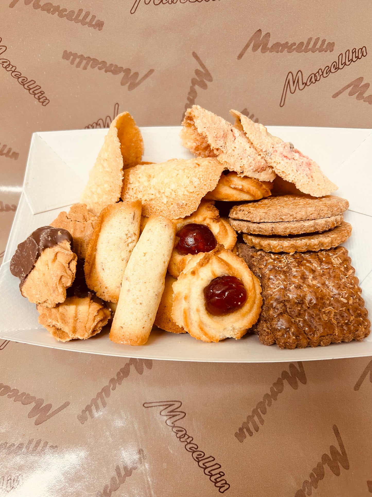 Assortiment Petits four et Biscuits 300 g